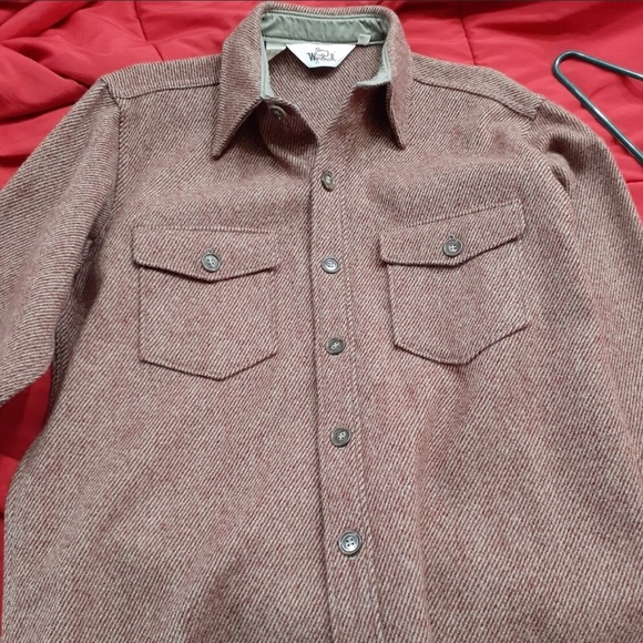 Woolrich button up - Picture 1 of 3